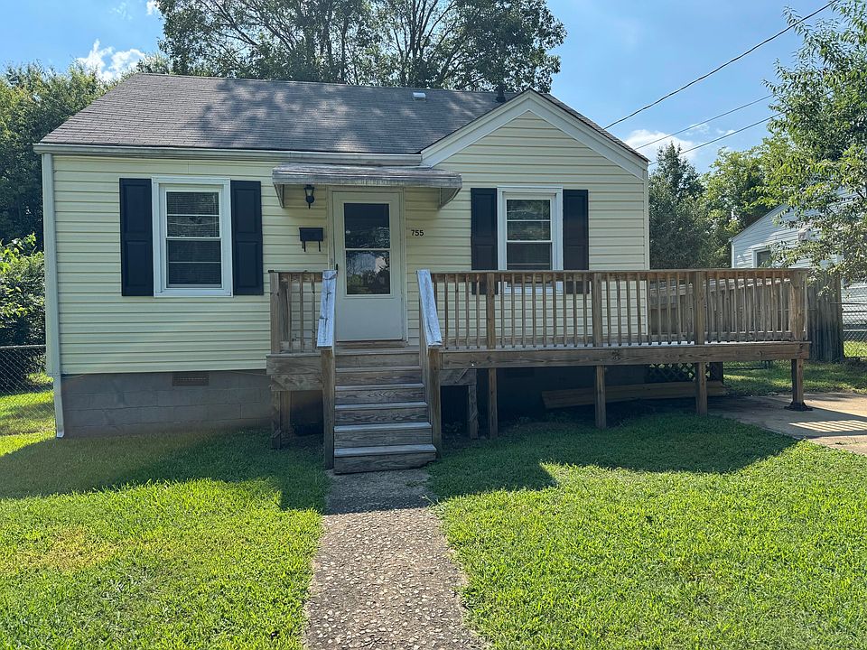 1st image of 755 Melville Ave