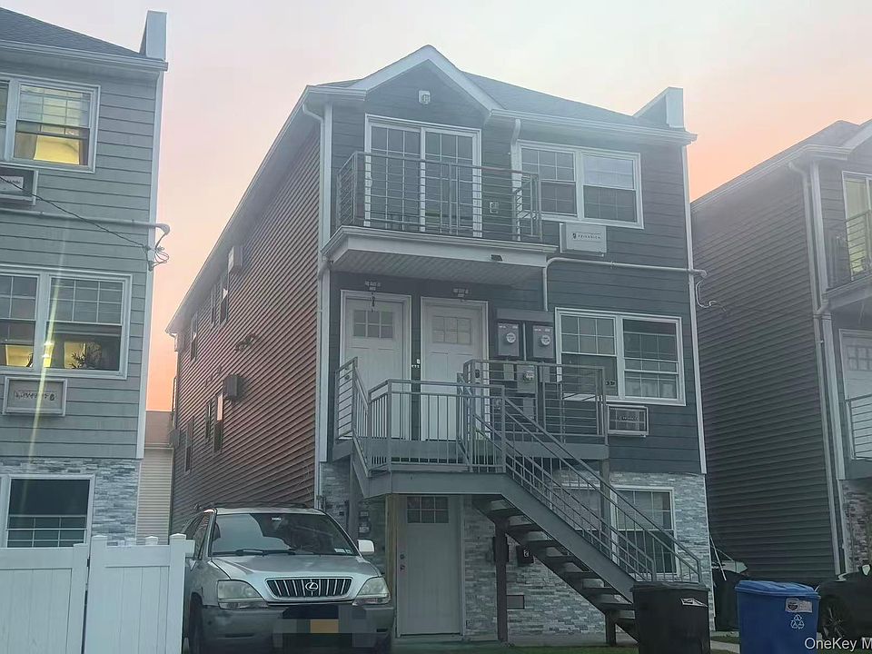 1st image of 605 Barbadoes Drive