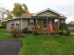 2135 Guffey Rd, North Huntingdon, PA 15642