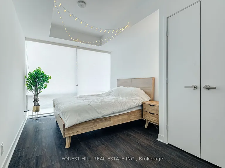 15 Grenville St #4708 — Photo 21