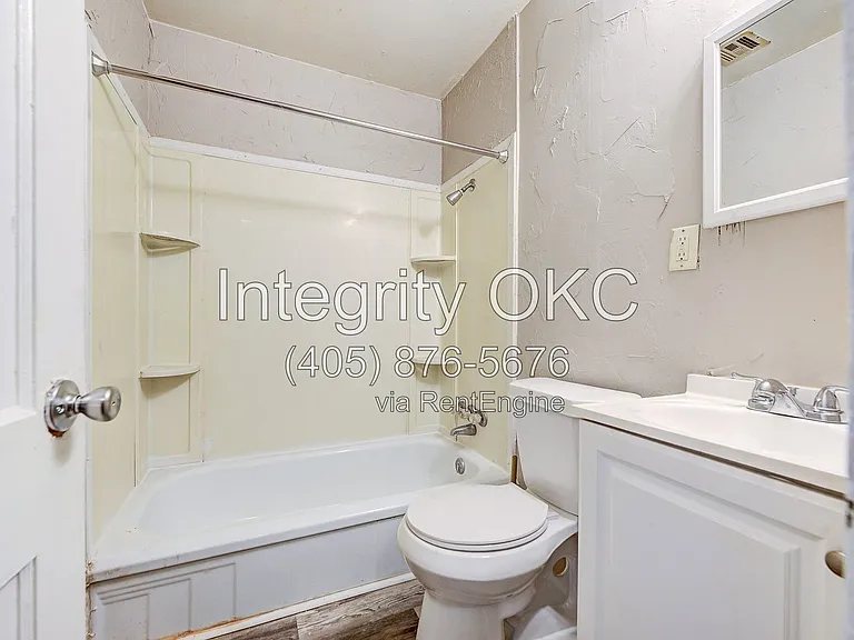 416 Reed Pl — Photo 29
