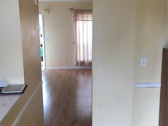 3rd image of 3995 Wolcott Cir