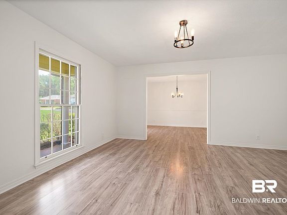 2nd image of 4817 Janice Dr
