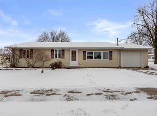 1695 Day St, Greenleaf, WI 54126