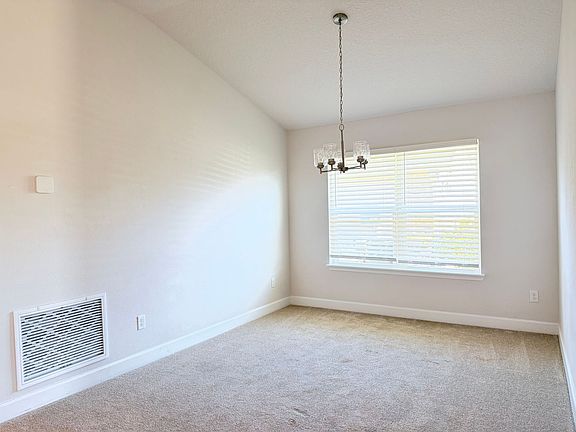5th image of 7285 Gateway Ct