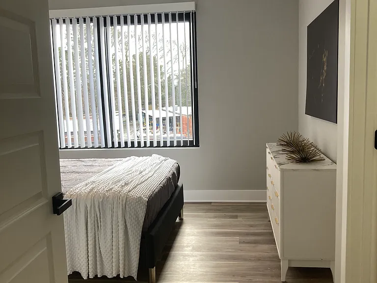 The Tucker Luxury Apartments — Photo 47