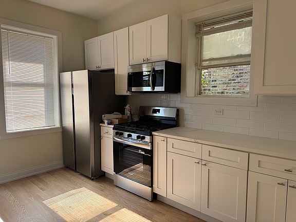 3rd image of 7344 S Blackstone Ave #1