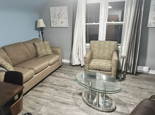 143 Haig St #3, Saint Catharines, ON L2R 7G8