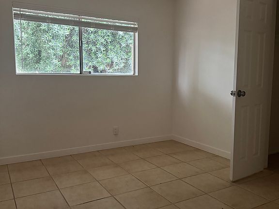 4th image of 12704 California St #1
