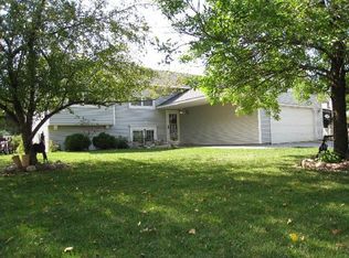 7626 Upper 167th St W, Lakeville, MN 55044
