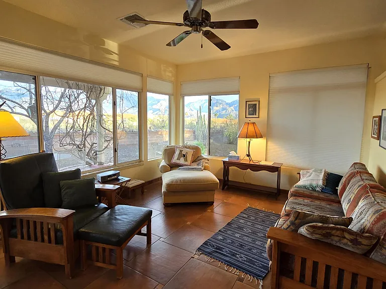 14770 N Windshade Dr — Photo 5