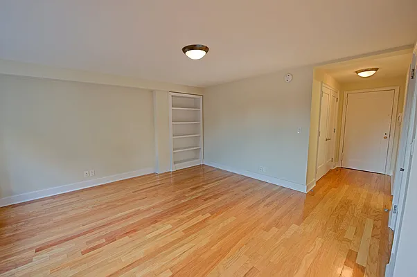 Rented by Stonehenge NYC LLC | media 2