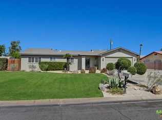 2252 E Rochelle Rd, Palm Springs, CA 92262