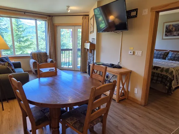 4000 Meridian Blvd #444, Mammoth Lakes, CA 93546