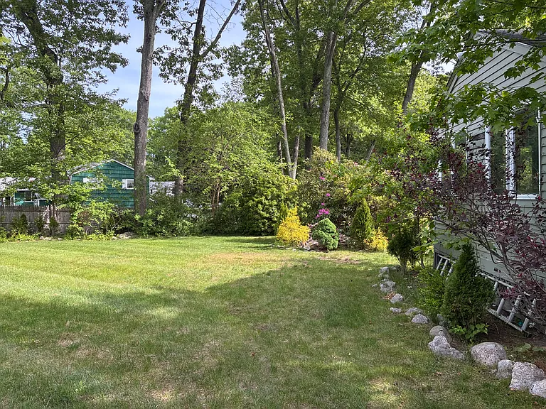 46 Arrowhead Rd — Photo 4