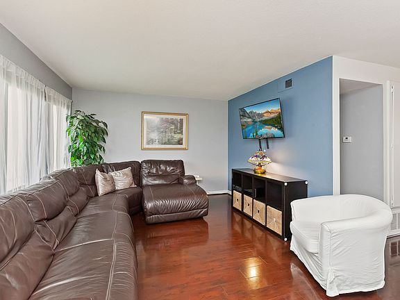 4th image of 2855 N Cottonwood St Unit 10