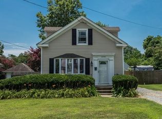 2109 Maplewood Rd, Henrico, VA 23228