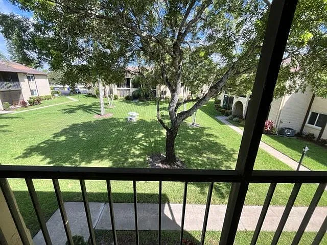 1 bed, 1.0 bath, 682 sqft, $1,500 — Photo 2