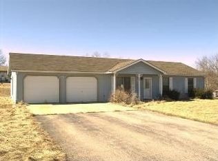 204 Harker Dr, Mc Louth, KS 66054