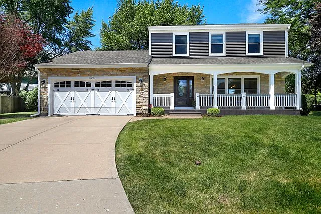 506 Astoria Ct photo 1