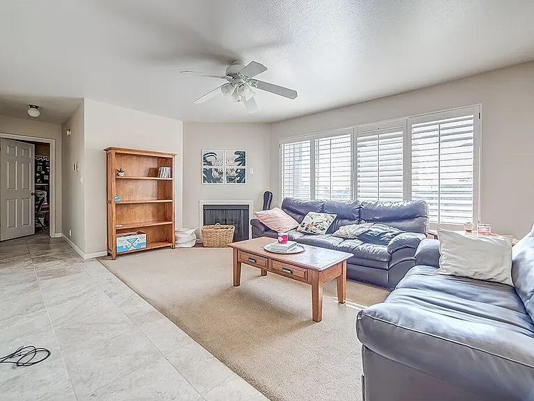 725 N 800 E #11 — Photo 2