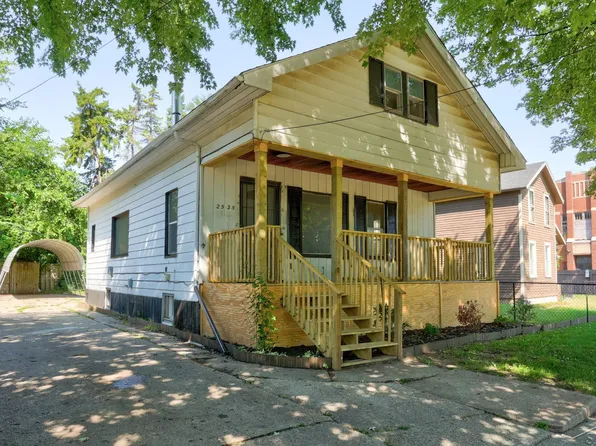 2535 Schaefer St, Saginaw, MI 48602