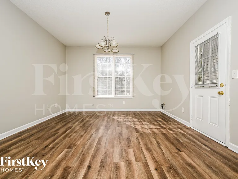 2355 Brianna Dr — Photo 6