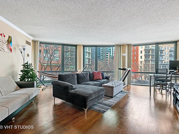 4th image of 440 N McClurg Ct APT 310