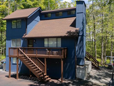 50 Woodhill Ln, Lake Ariel, PA, 18436