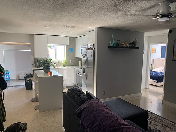 3rd image of 5464 NE 2nd Ave
