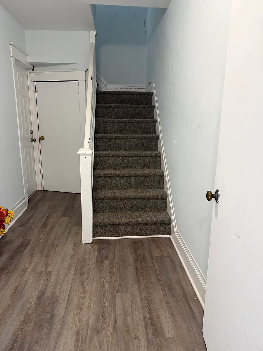 Building Photo - 103 Anchor Pl #B