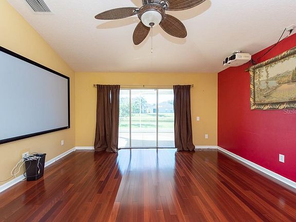 3rd image of 12337 Cedarfield Dr