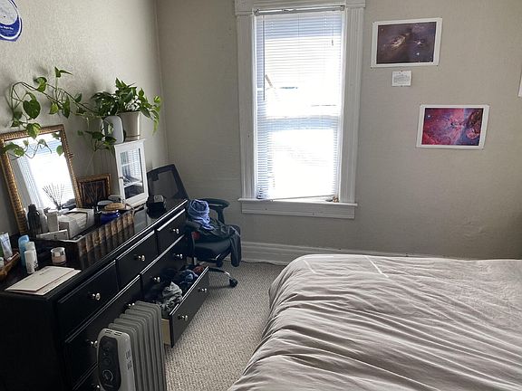 5th image of 409 Lakeway Dr #201