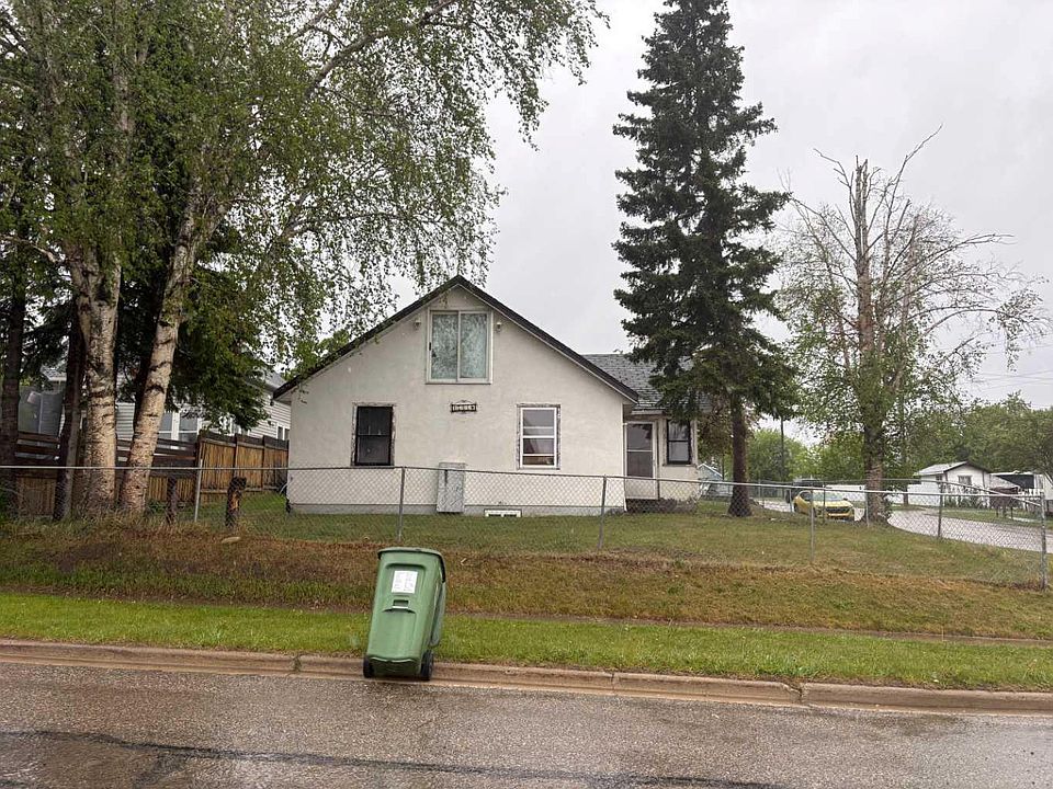 1st image of 4716 48th Ave