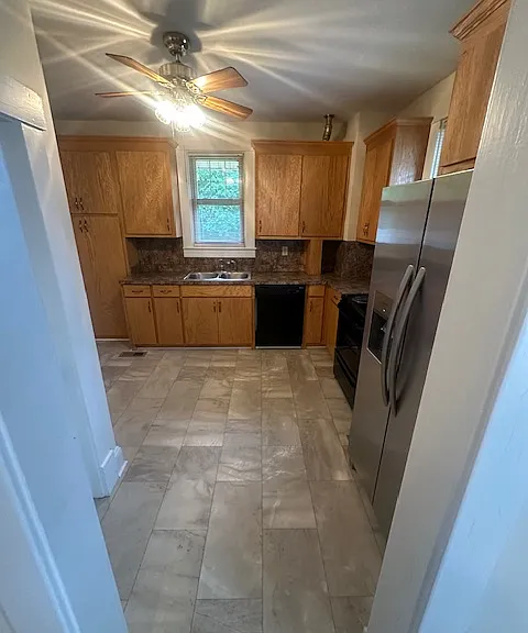 312 College Ave — Photo 7
