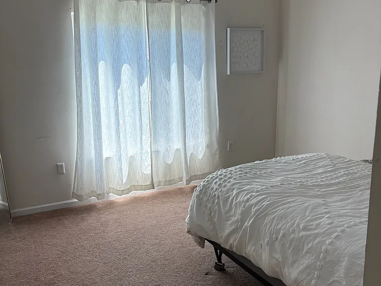 Bedroom #2 (Upstairs)
