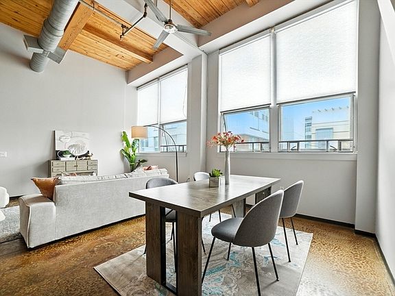 5th image of 120 Holmes St Unit 205