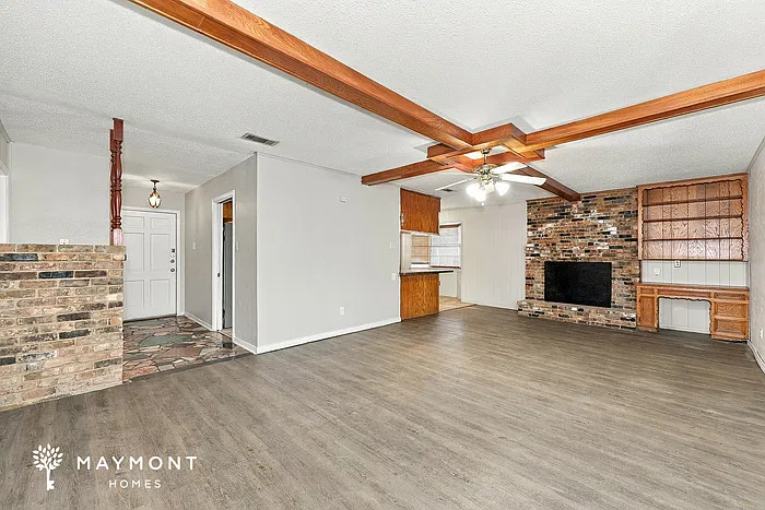 3 bed, 2.0 bath, 1668 sqft, $2,025 — Photo 3