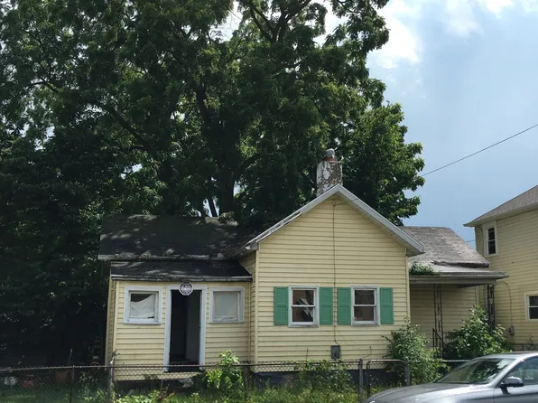 1206 Keifer St, Dayton, OH 45404