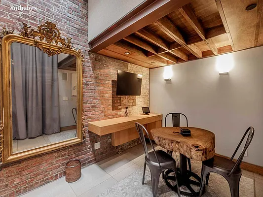 Rented by Sotheby's International Realty | media 12