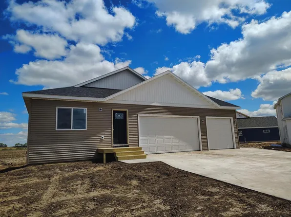 997 Bell Circle, Arlington, WI 53911