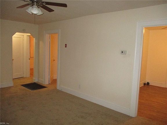 5th image of 2728 Tidewater Dr