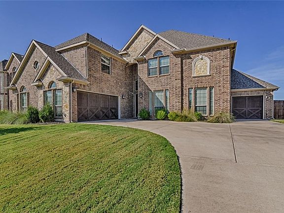 3rd image of 4900 Copper Cove Cir