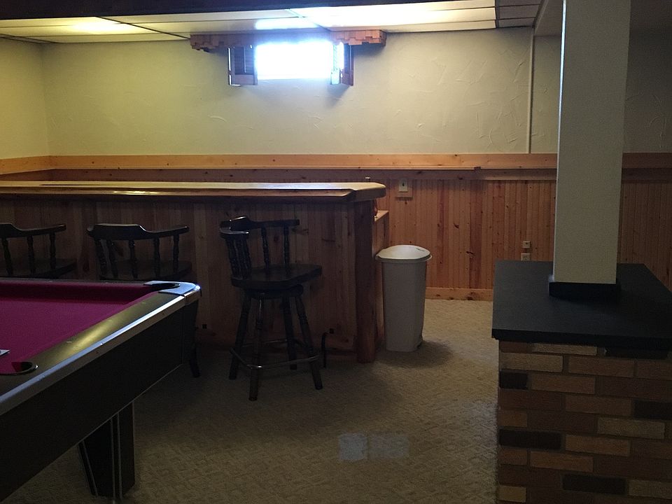 2nd image of 603 Linden Ln