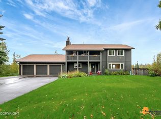 6411 Ridge Tree Cir, Anchorage, AK 99507