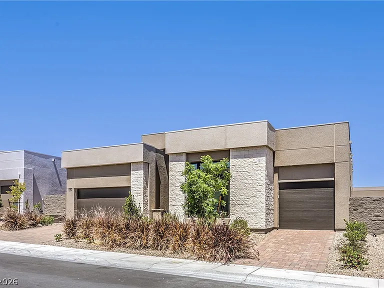 10864 Agate Cliffs Ave — Photo 2
