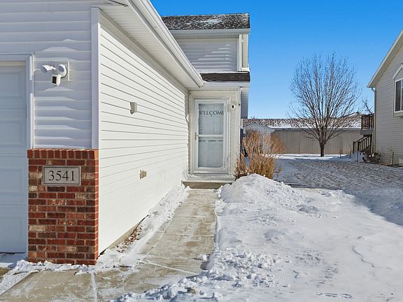 3rd image of 3541 Eagle Run Ln