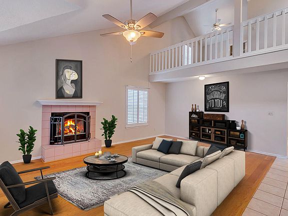 3rd image of 4608 Loma De Arena Ct