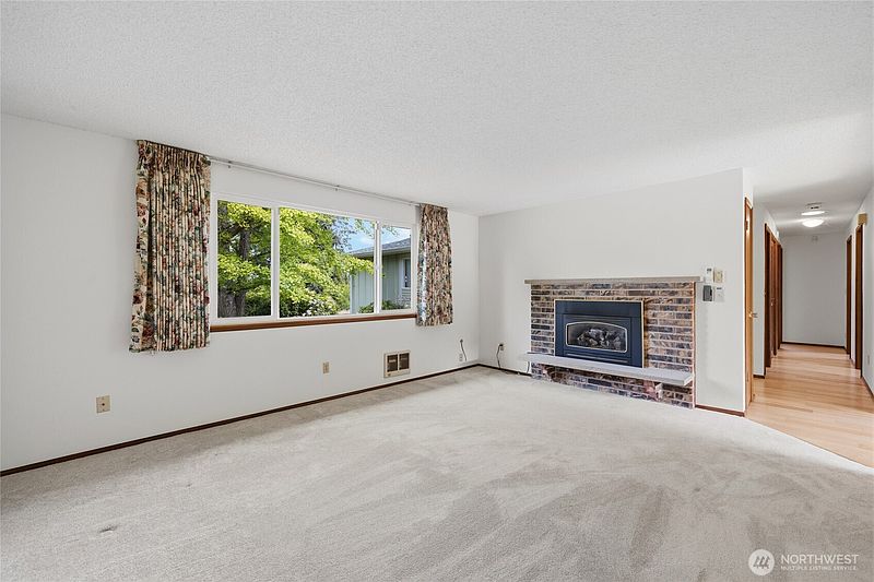 5th image of 3301 N Visscher Street