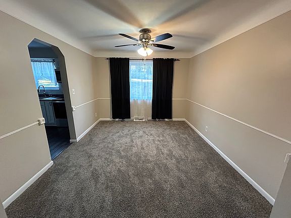 5th image of 4756 Clevesdale Dr #1